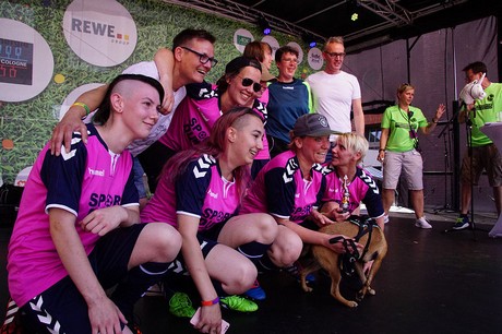 Com Together Cup